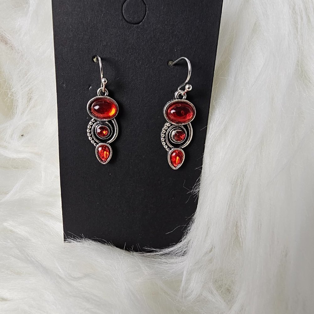 🏆185 Garnet Silver Spiral Dangle Earrings